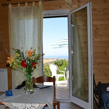 Bed & Breakfast Beb Casa Di Lety